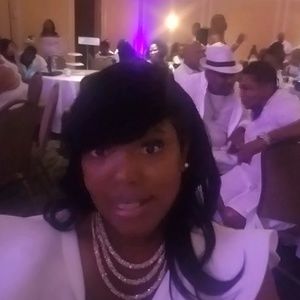 Meet your Posher, Victoria